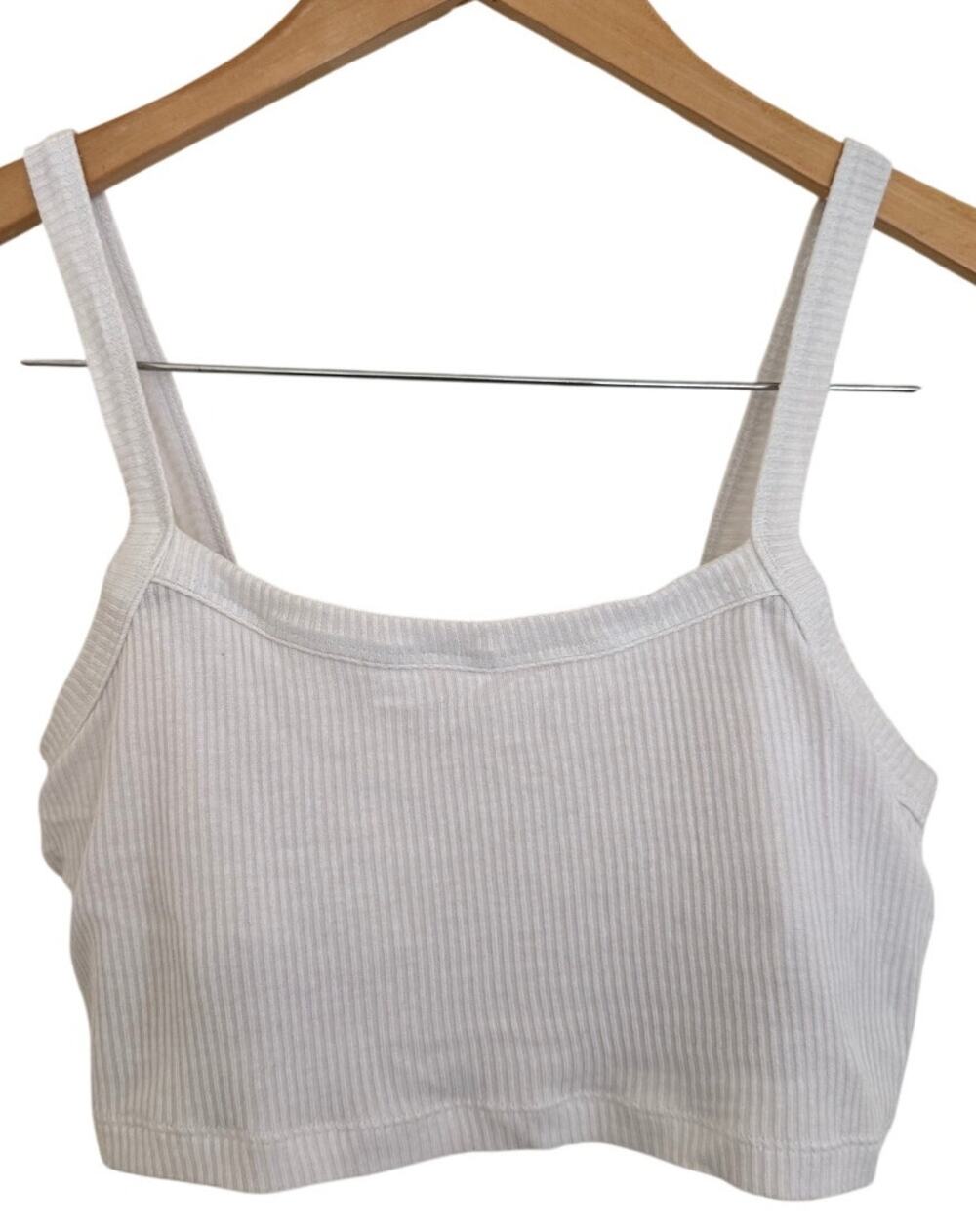 Alo White Ribbed Crop Whisper Bra Tank Small Athleisure Minimal Simple Basics